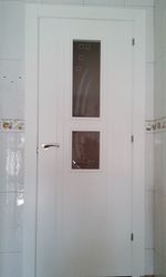 Puerta Lisa Modelo C1-2 Vidrios Estrechos