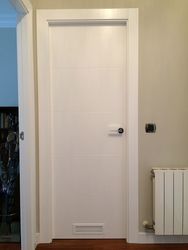 Puerta Lisa Modelo C8