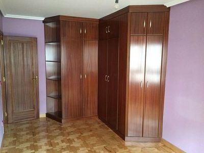 A. P. Abatible Mod. Liso